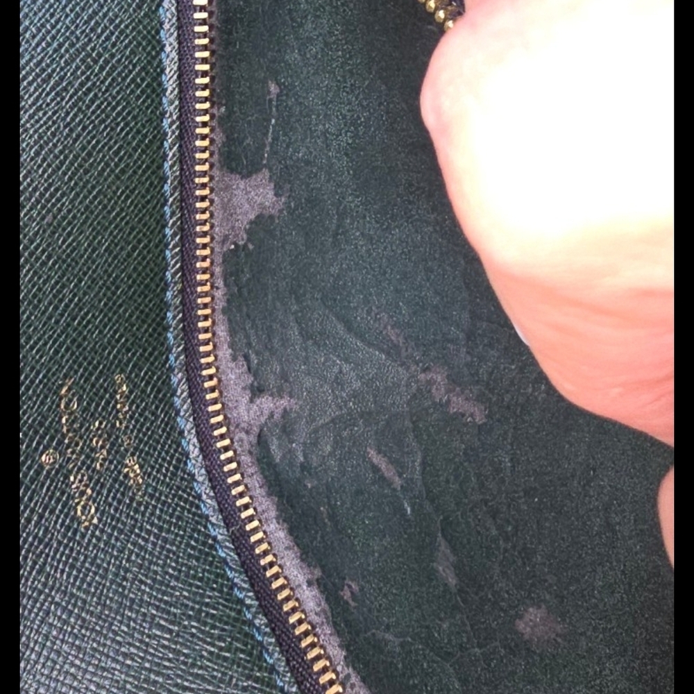 LOUIS VUITTON Pochette Clutch Bag Green Taiga Leather - Picture 11 of 11